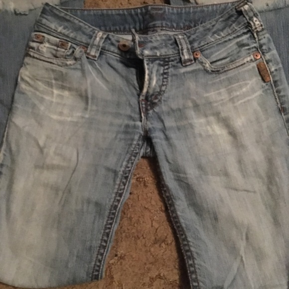 Silver Jeans Tuesday Flare Distressed Denim - Picture 2 of 6